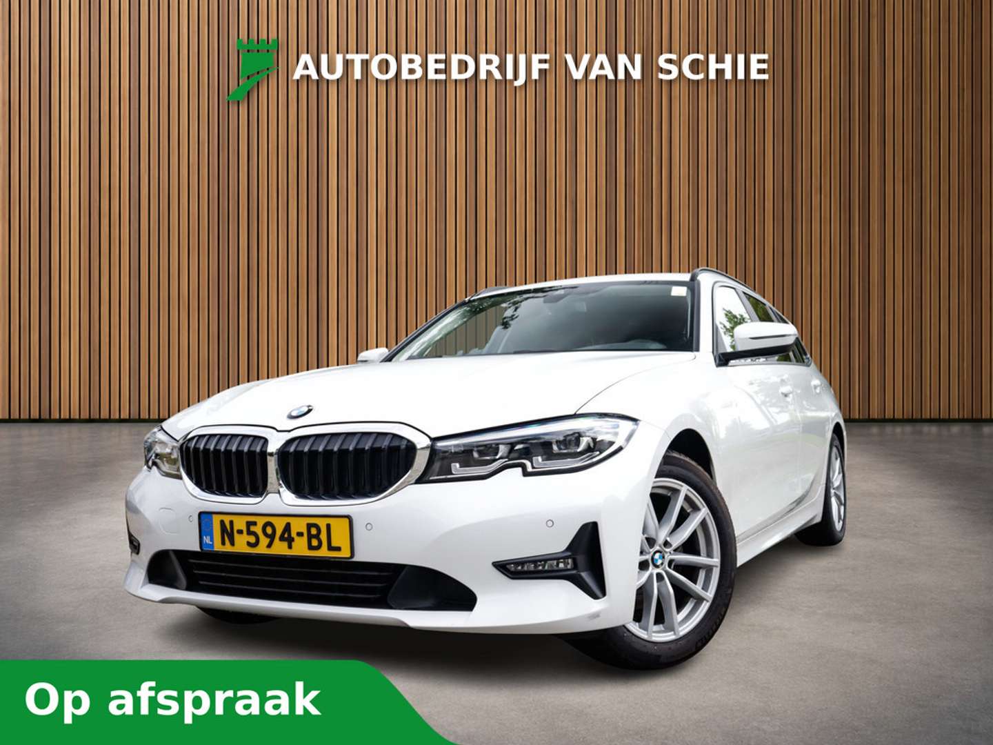 BMW 320 nuo 428 €/ mėn Benzinas 2021m. Kita Automatinė