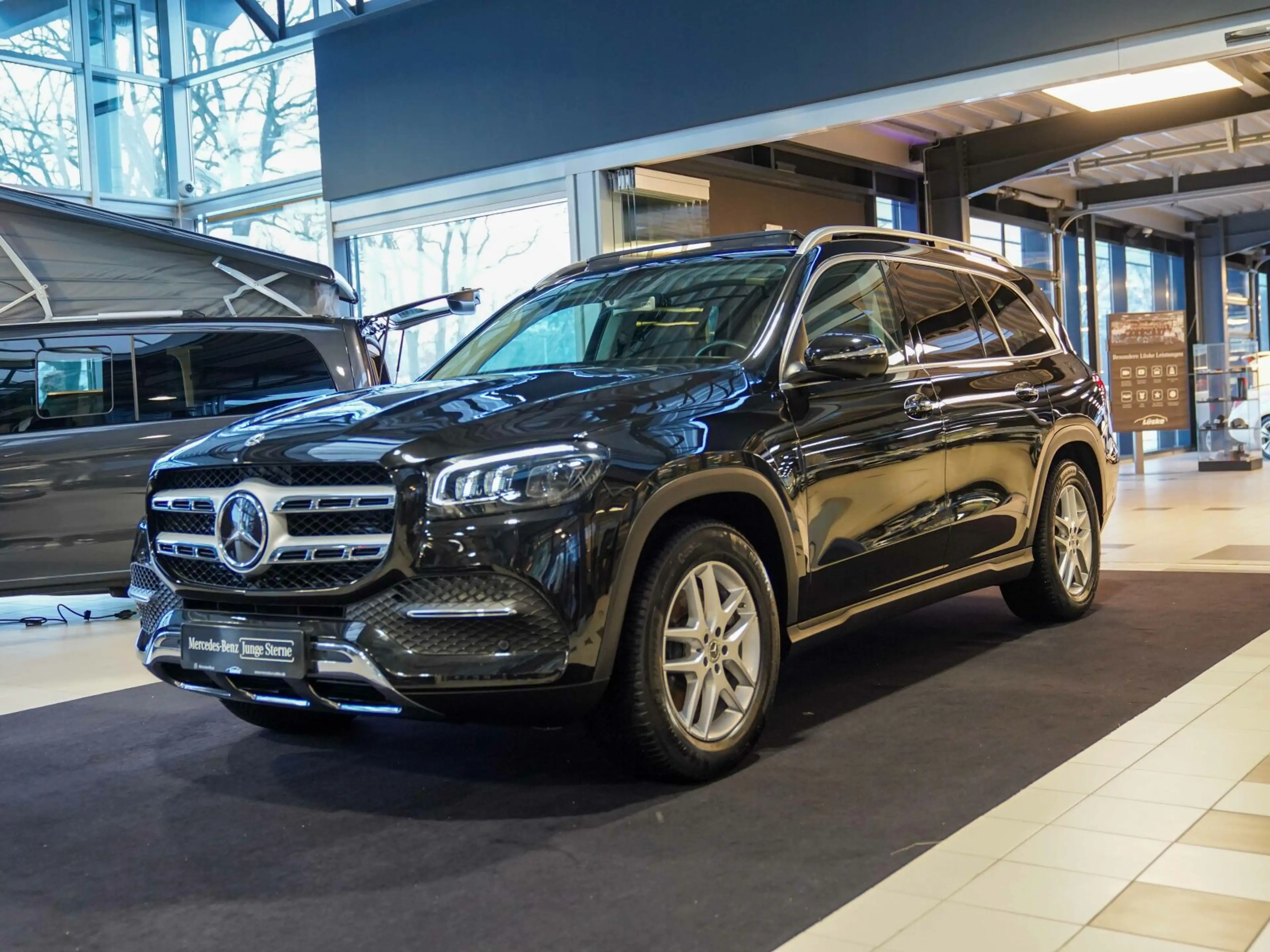 Mercedes-Benz GLS 350 GLS 350 d 4M Sitzklima Pano AHK 360° Fahrassist — photo 6