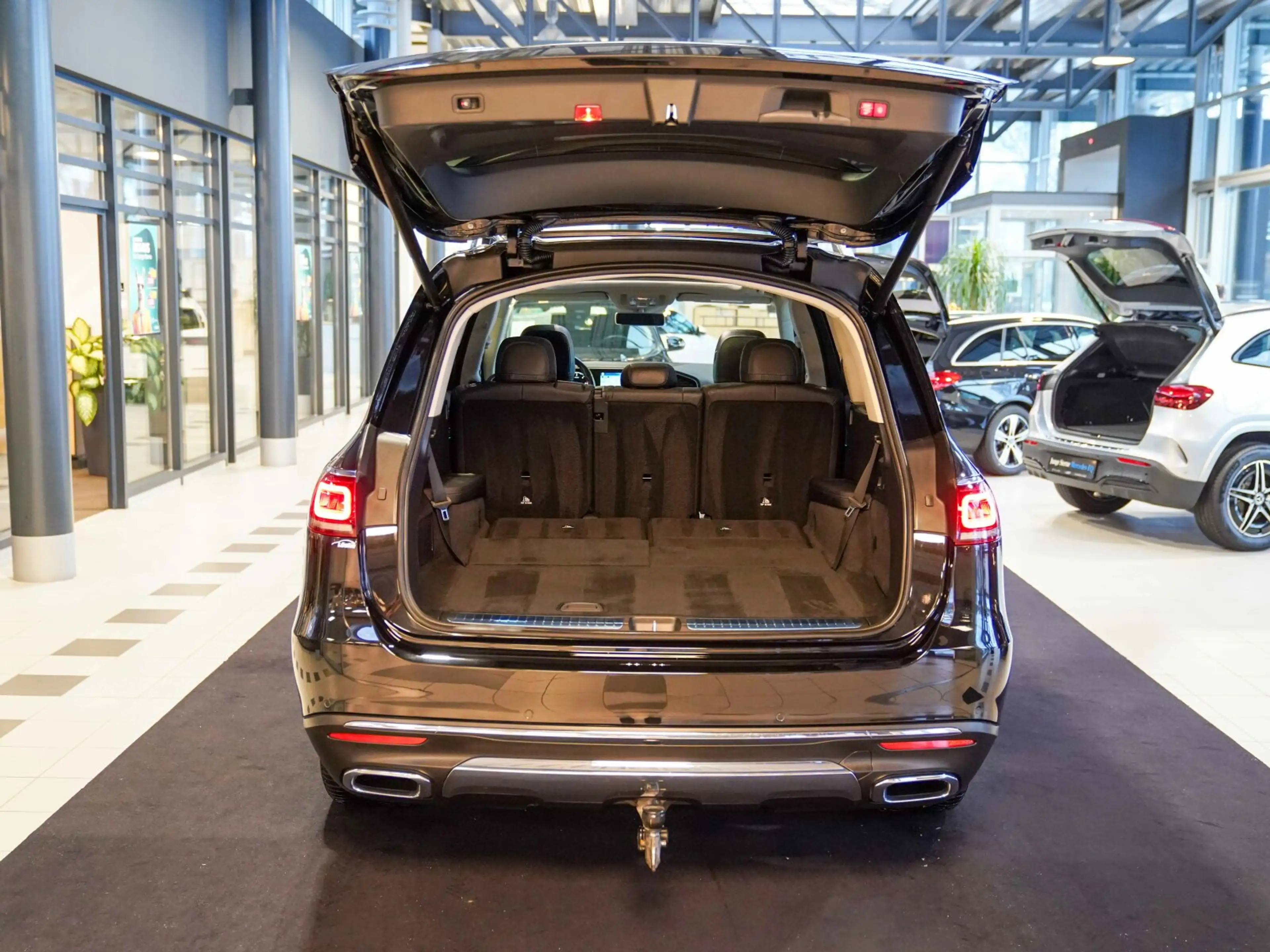 Mercedes-Benz GLS 350 GLS 350 d 4M Sitzklima Pano AHK 360° Fahrassist — photo 13