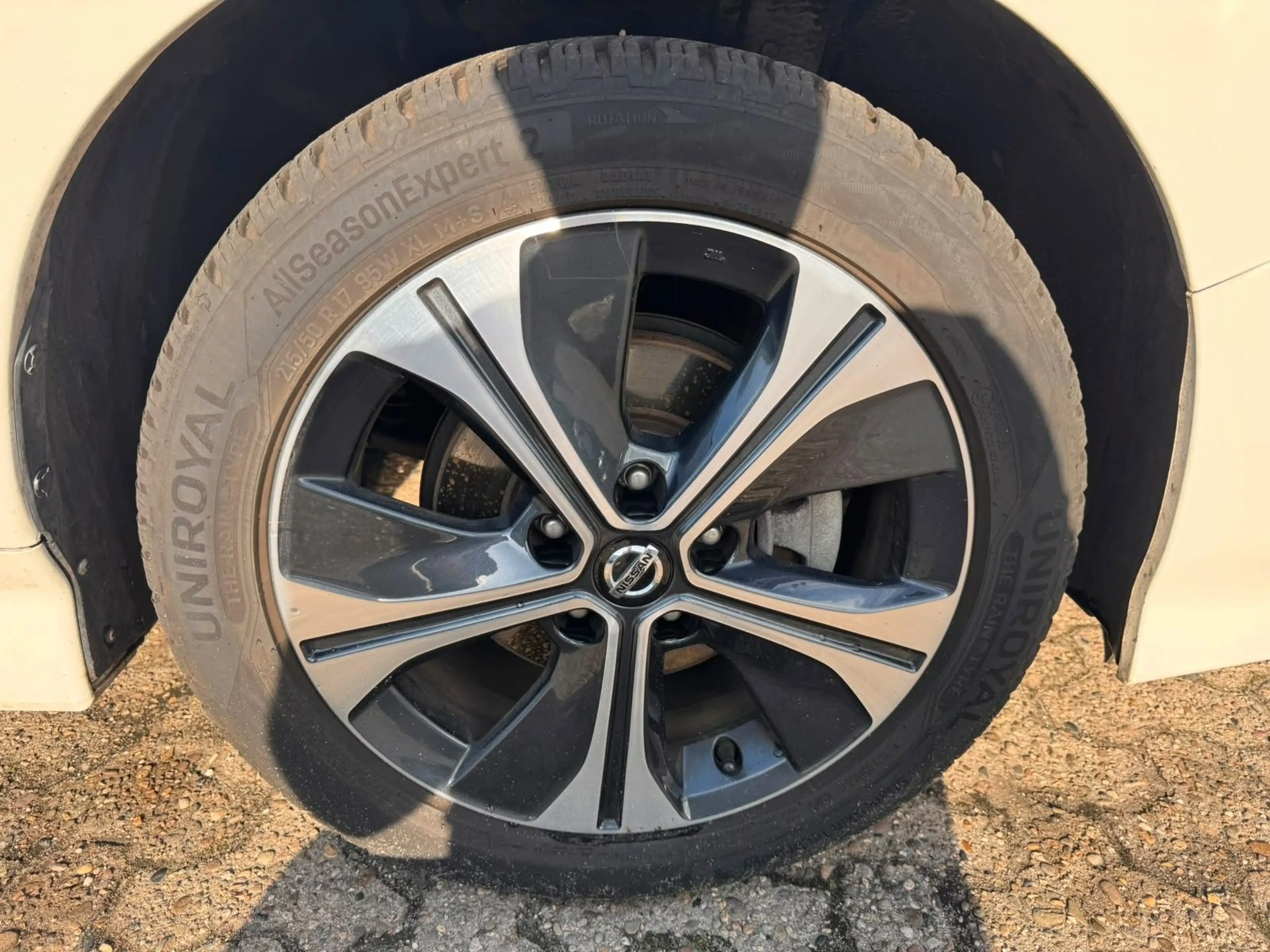 Nissan Leaf N-Connecta — photo 8