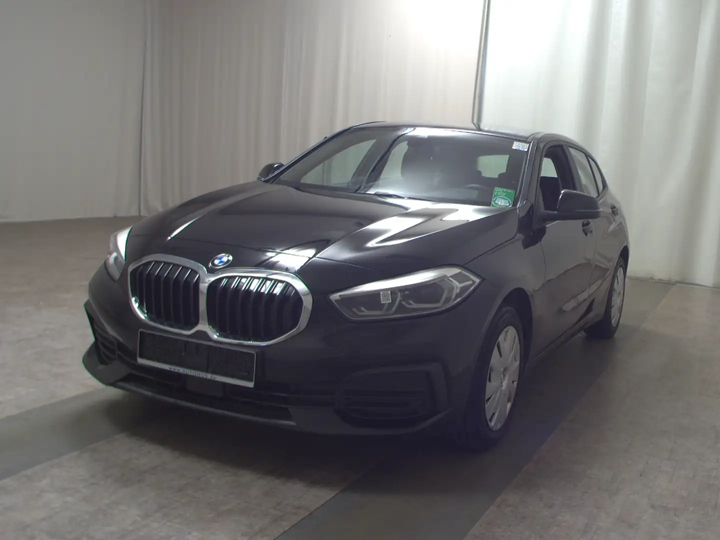 BMW 116 dA Navi LED Shz PDC Schwarz - 2