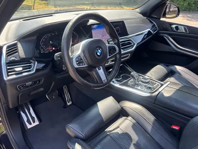 BMW X5 view 15