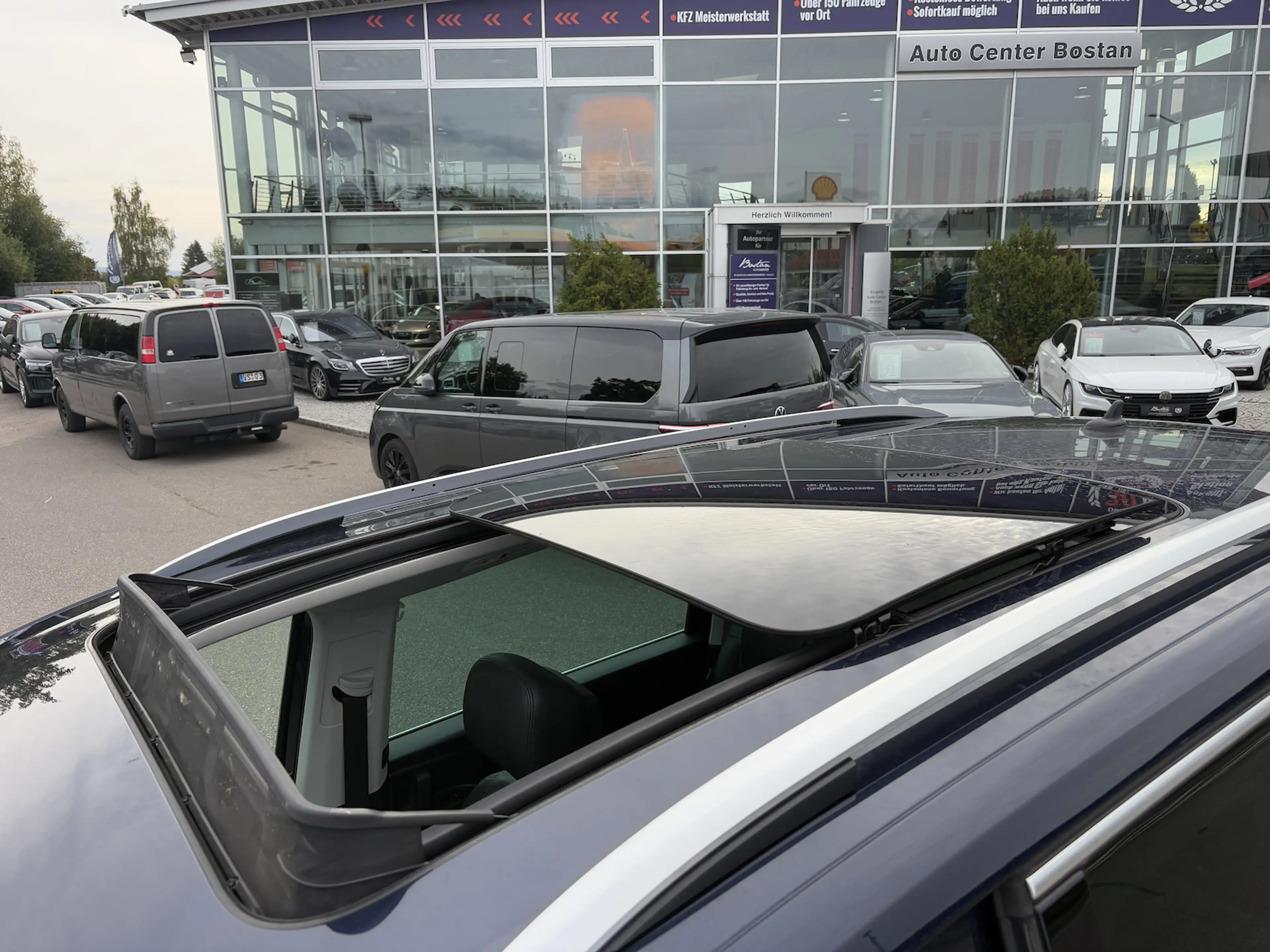 Volkswagen Sharan 2.0 TDI Highline DSG/NAVI/PANO/7-SITZER — photo 4