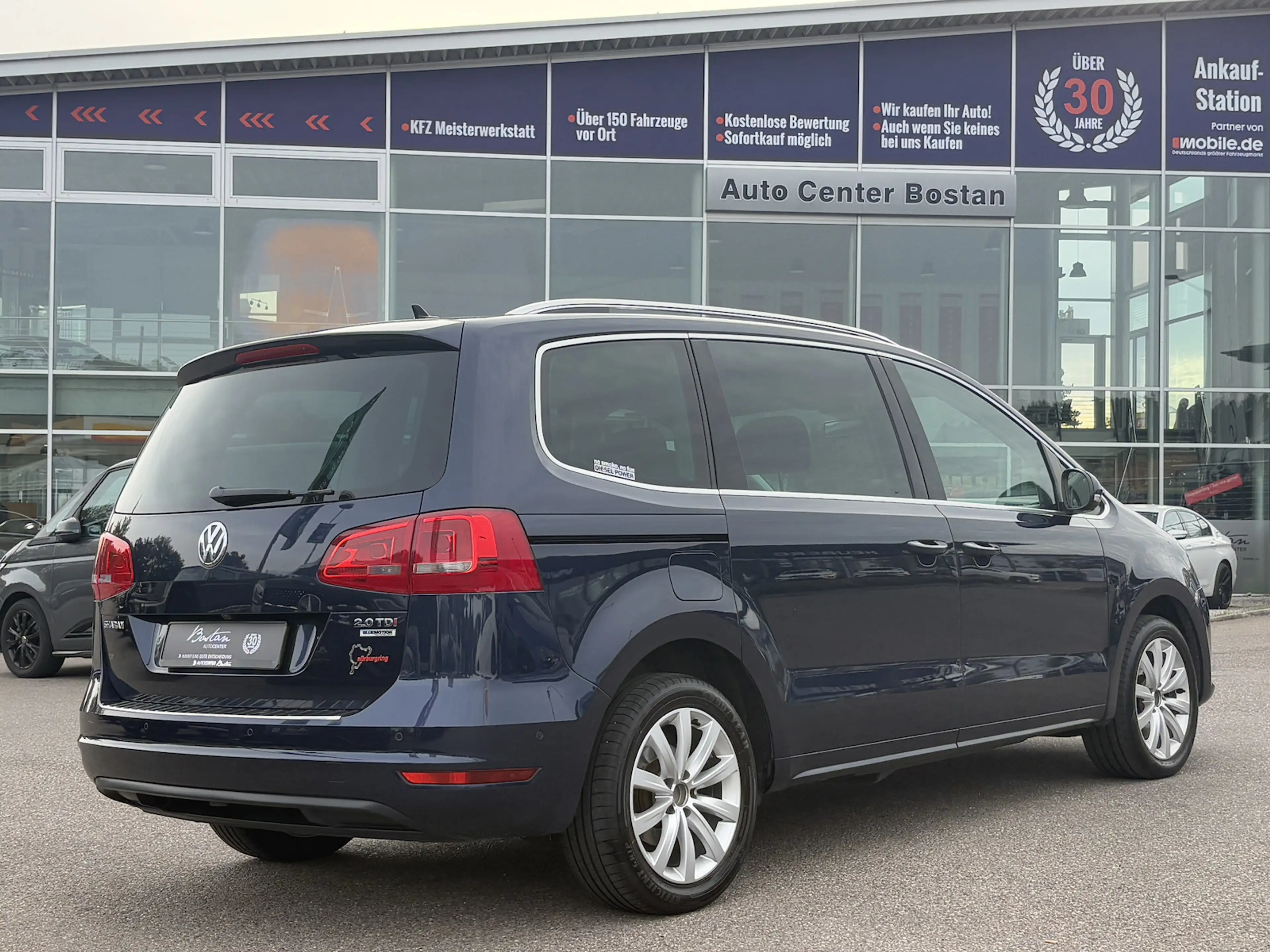 Volkswagen Sharan 2.0 TDI Highline DSG/NAVI/PANO/7-SITZER — photo 7