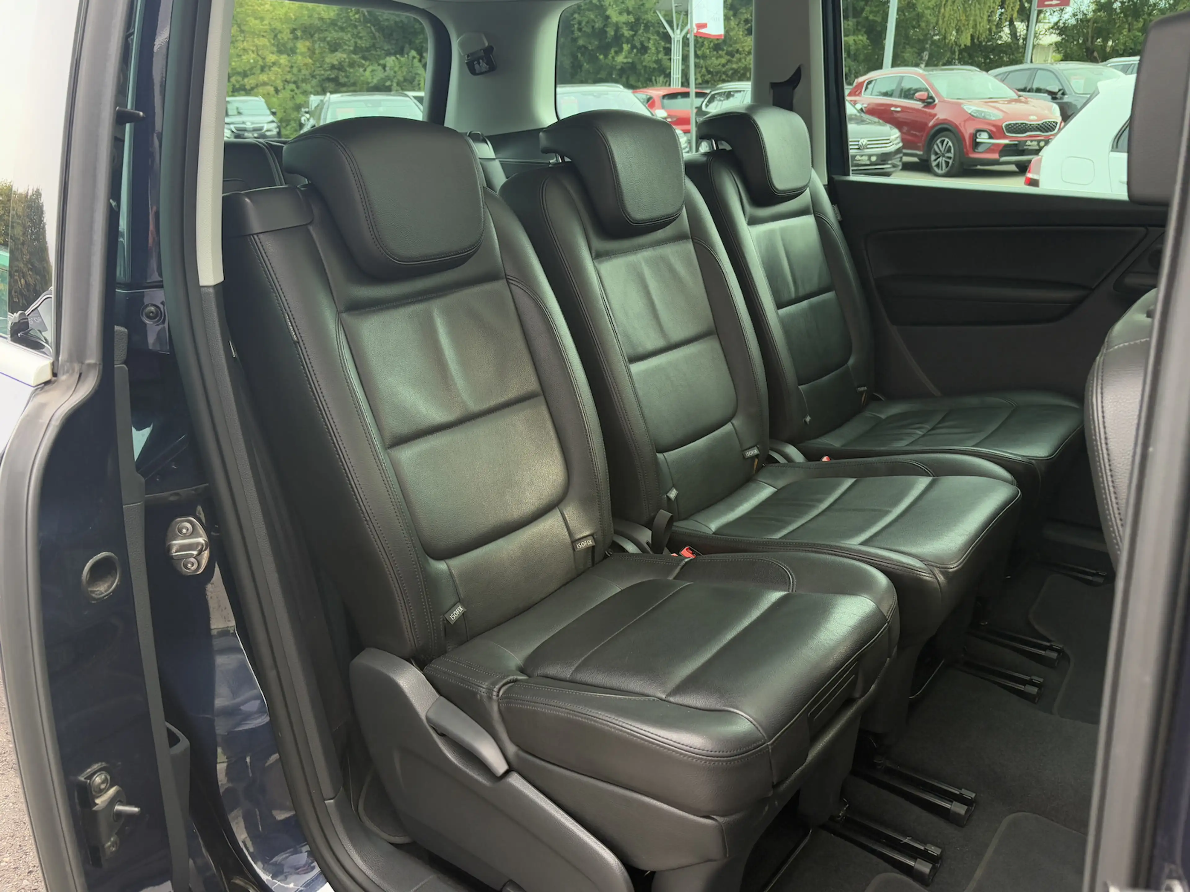 Volkswagen Sharan 2.0 TDI Highline DSG/NAVI/PANO/7-SITZER — photo 15