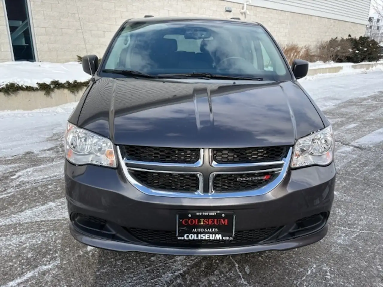 Dodge Grand Caravan снимка Dodge Grand Caravan