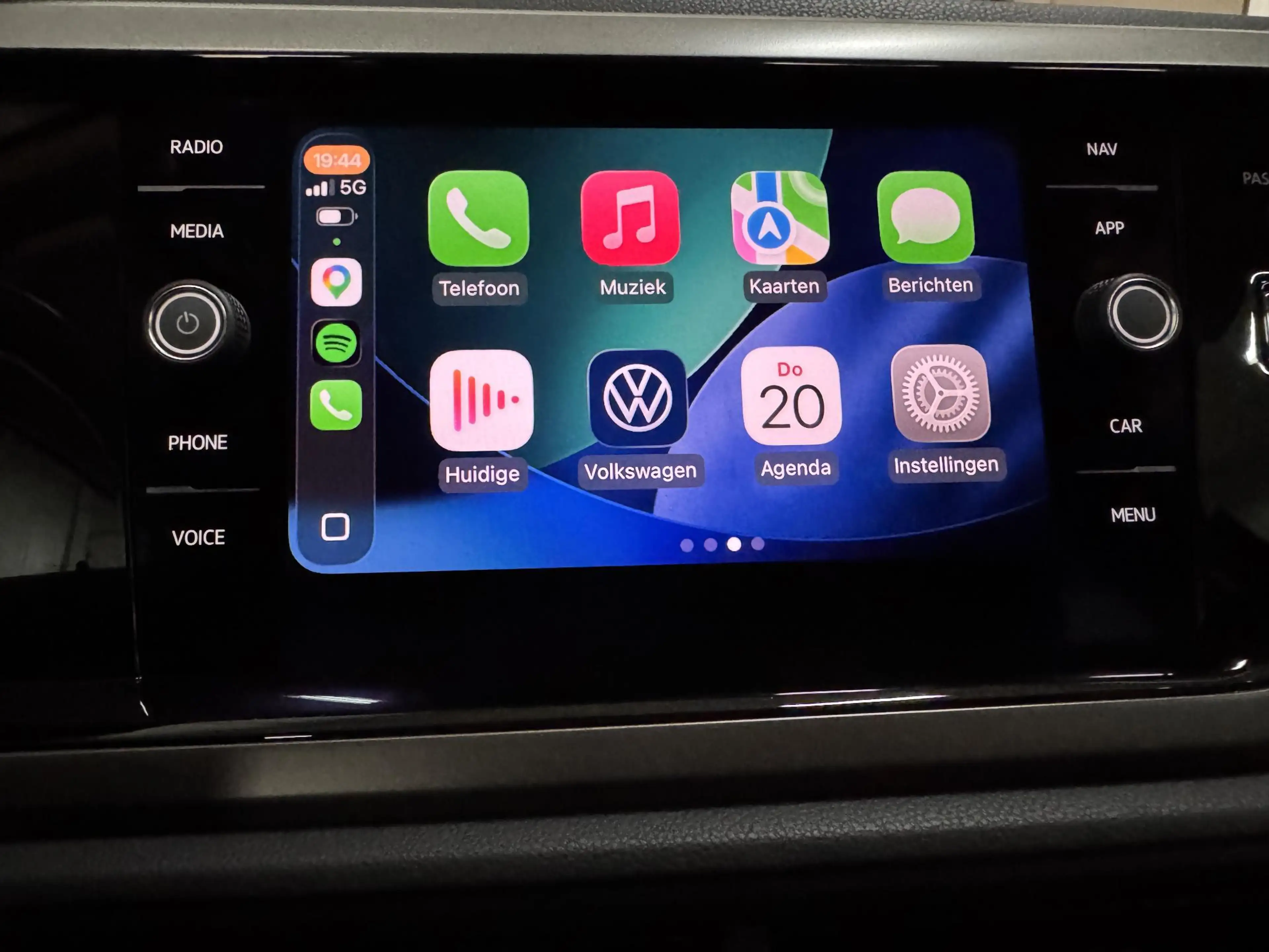 Volkswagen Polo 1.0 TSI Comfortline 96 PK TURBO NAVI CARPLAY 2XPDC — photo 15