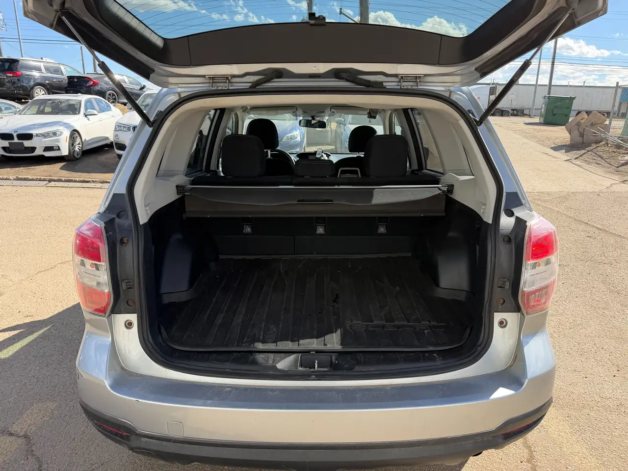 Subaru Forester снимка Subaru Forester