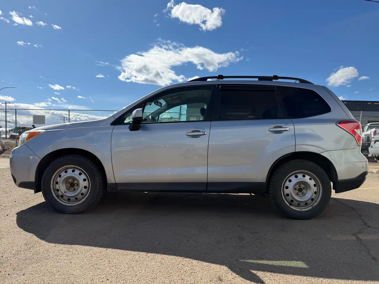 Subaru Forester снимка Subaru Forester