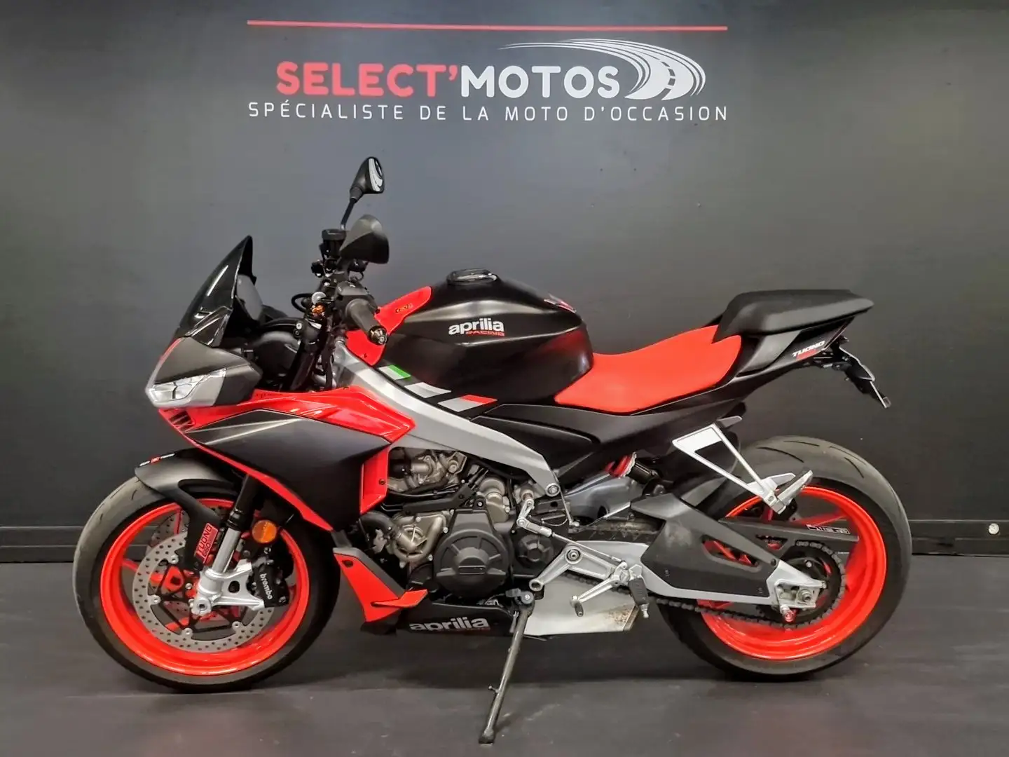 Aprilia Tuono Noir - 2