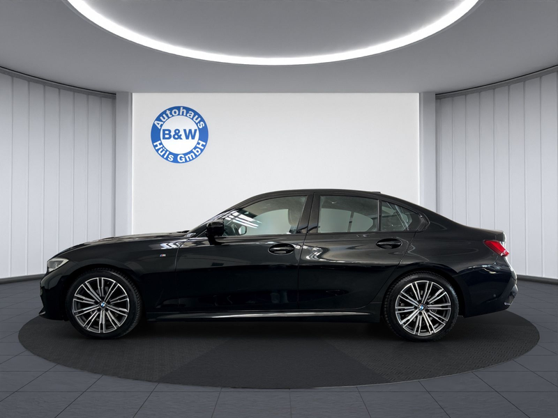 BMW 320 i M Sport LED-LASER*NAVI*LEDER*HI-FI*GSD — photo 4