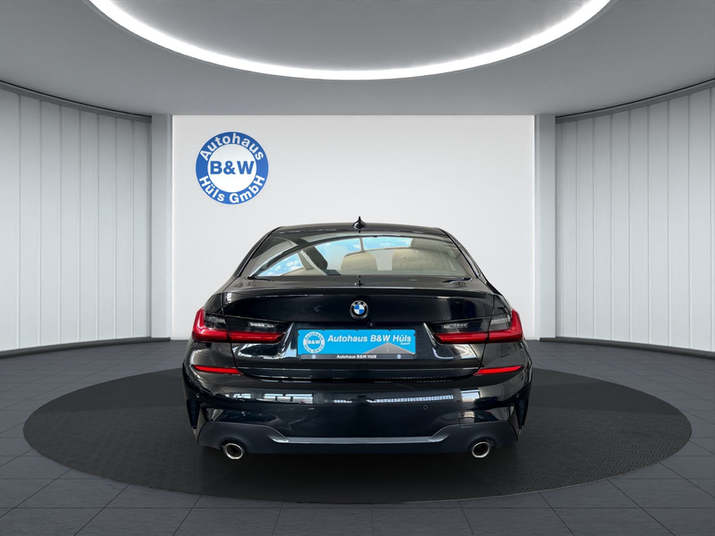 BMW 320 i M Sport LED-LASER*NAVI*LEDER*HI-FI*GSD — photo 7
