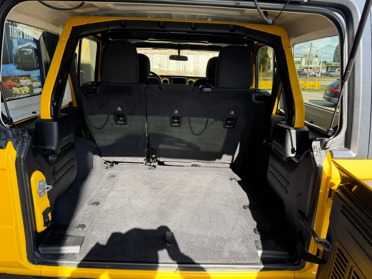 Jeep Wrangler снимка Jeep Wrangler