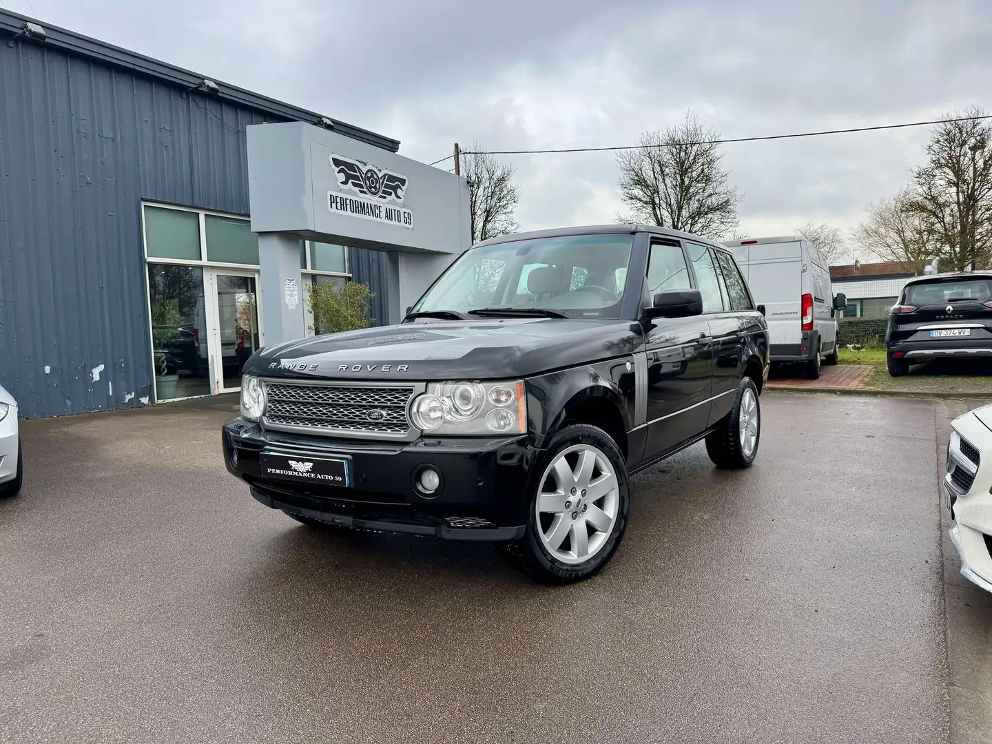 Land Rover Range Rover III (L322) 3.6 TDV8 Vogue Чёрный - 1
