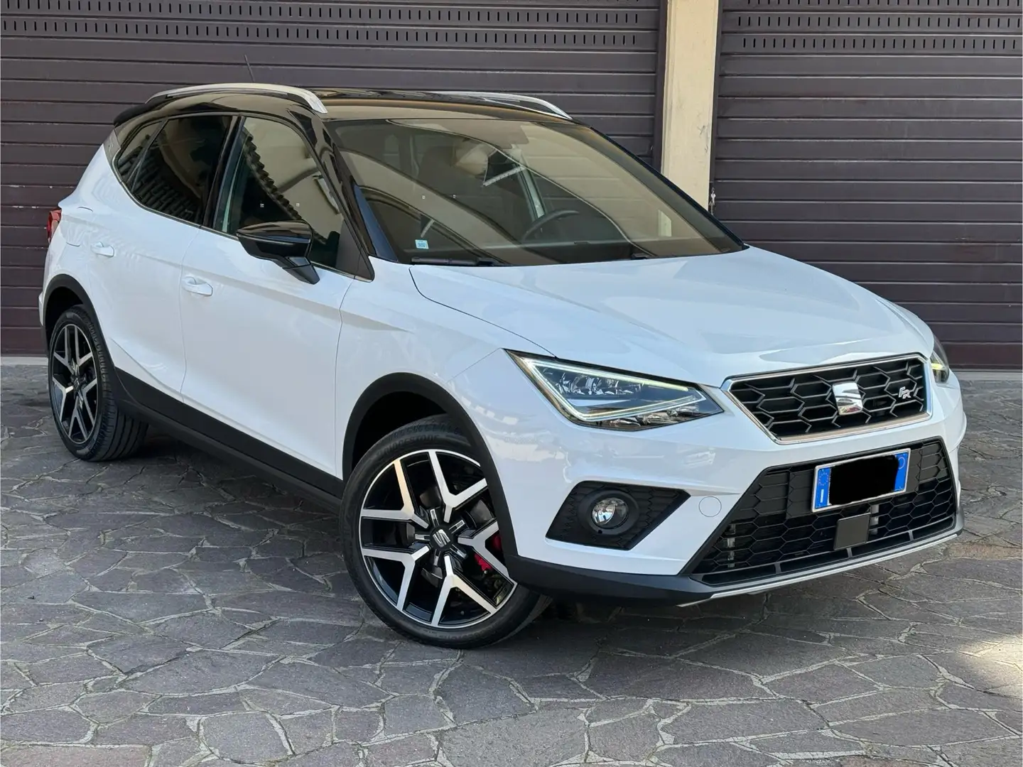 SEAT Arona 1.0 ecotsi FR 115cv dsg FR Pack+clima Bizona - 1