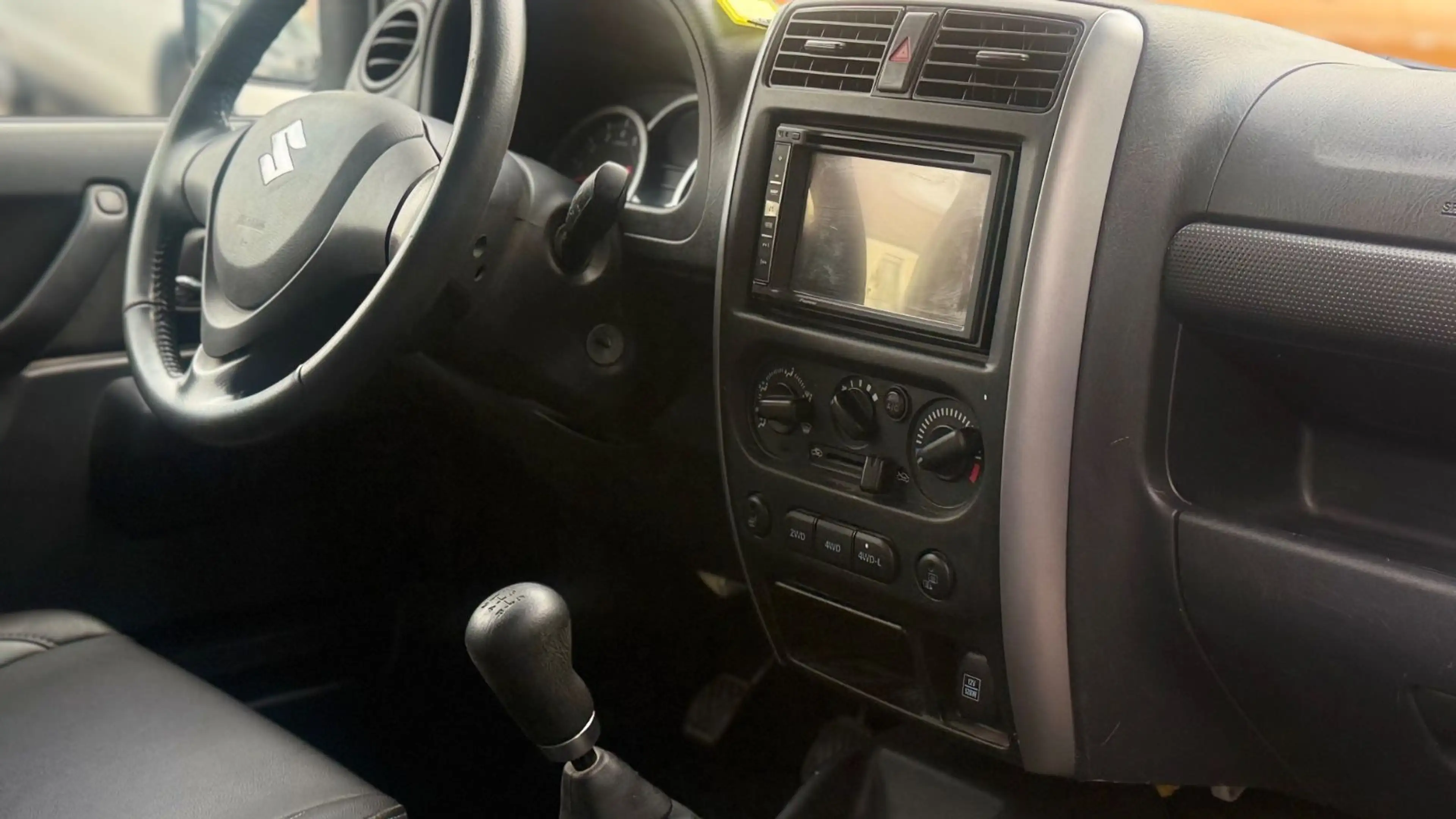 Suzuki Jimny ALLGRIP Ranger|LEDER|NAVI|SPORTPAKET|KLIMA|AHK| — photo 11