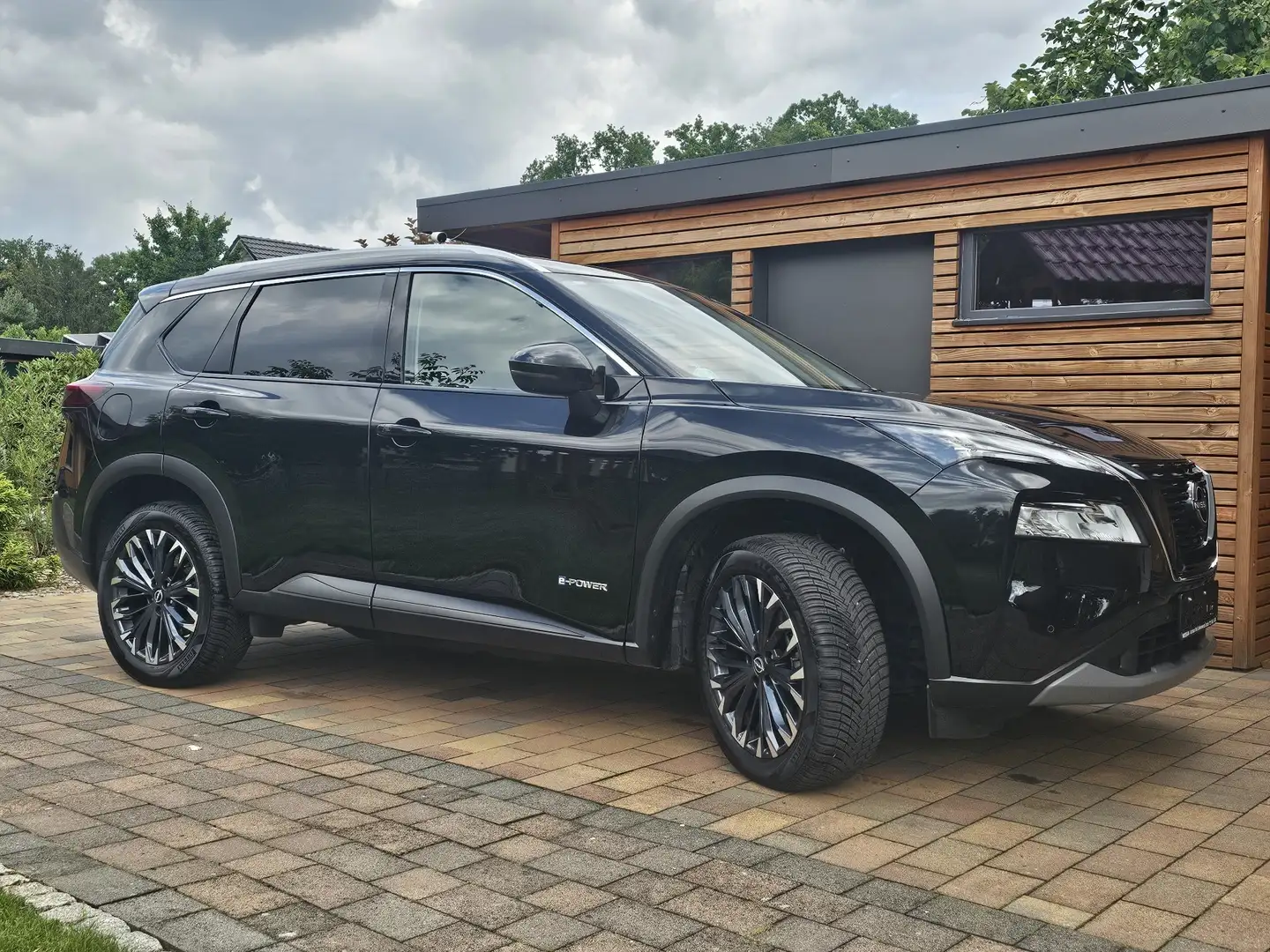 Nissan X-Trail e-Power e-4orce N-Connecta Head-up Ahk. Voll LED Noir - 1