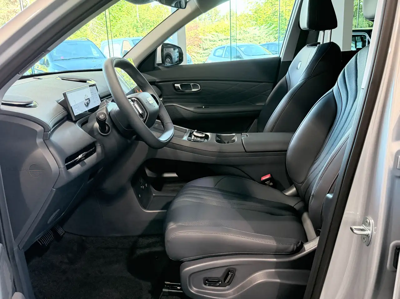 Geely Starray EM-i 1.5 EM-i PHEV Pro/ 83KM EV / ACC / Led / 360Camera, миниатюра 6