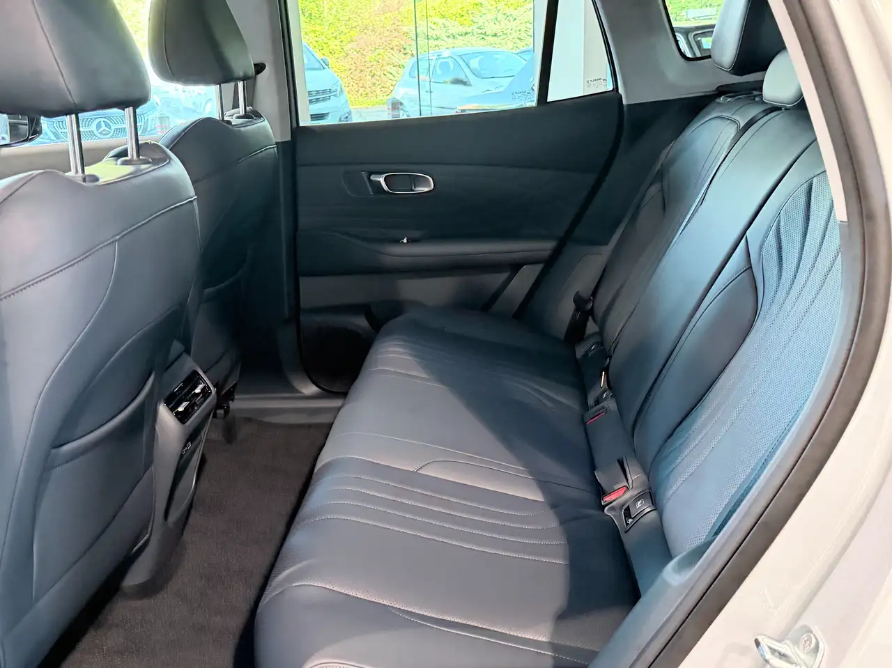 Geely Starray EM-i 1.5 EM-i PHEV Pro/ 83KM EV / ACC / Led / 360Camera, миниатюра 8