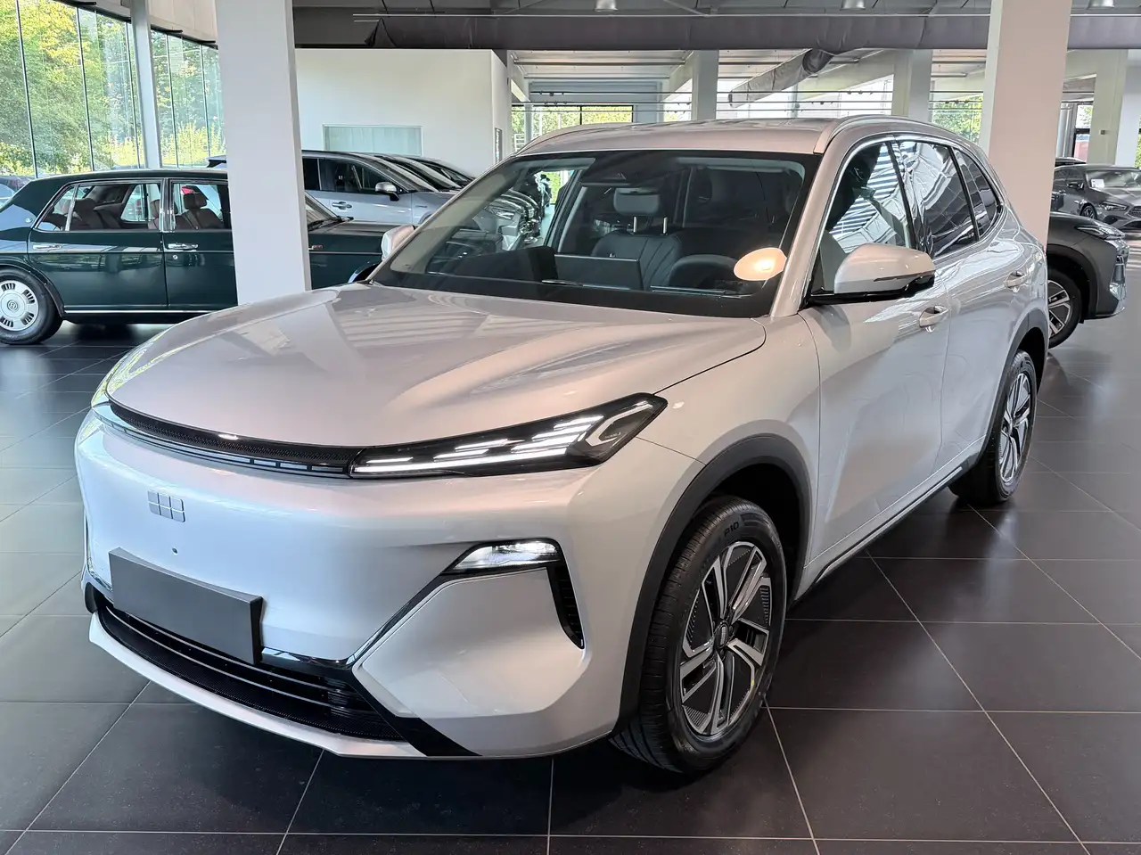 Geely Starray EM-i 1.5 EM-i PHEV Pro/ 83KM EV / ACC / Led / 360Camera