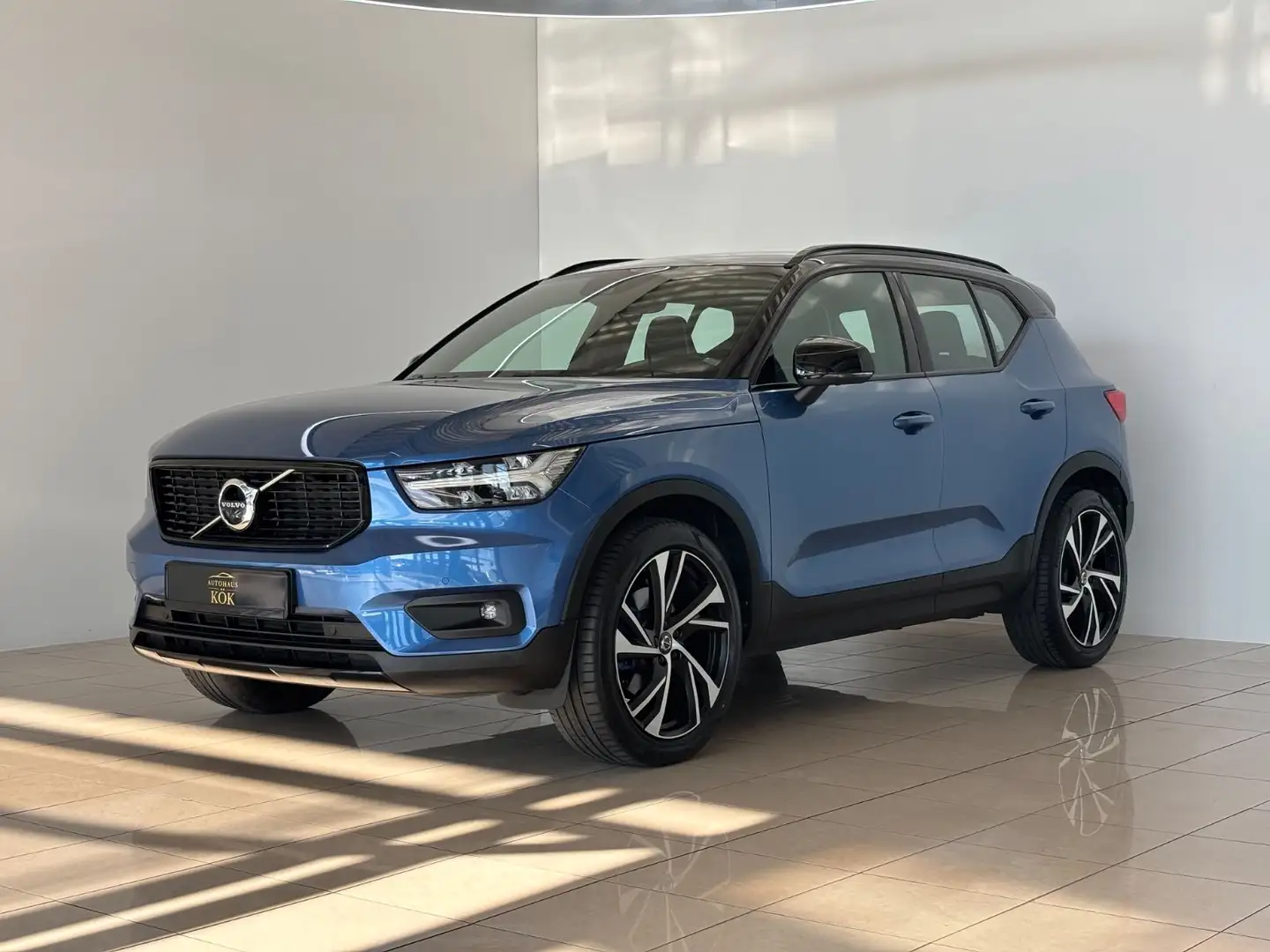 Volvo XC40 XC40 R Design 2WD HarmonKa 360Kam LED LHZ Blau - 2