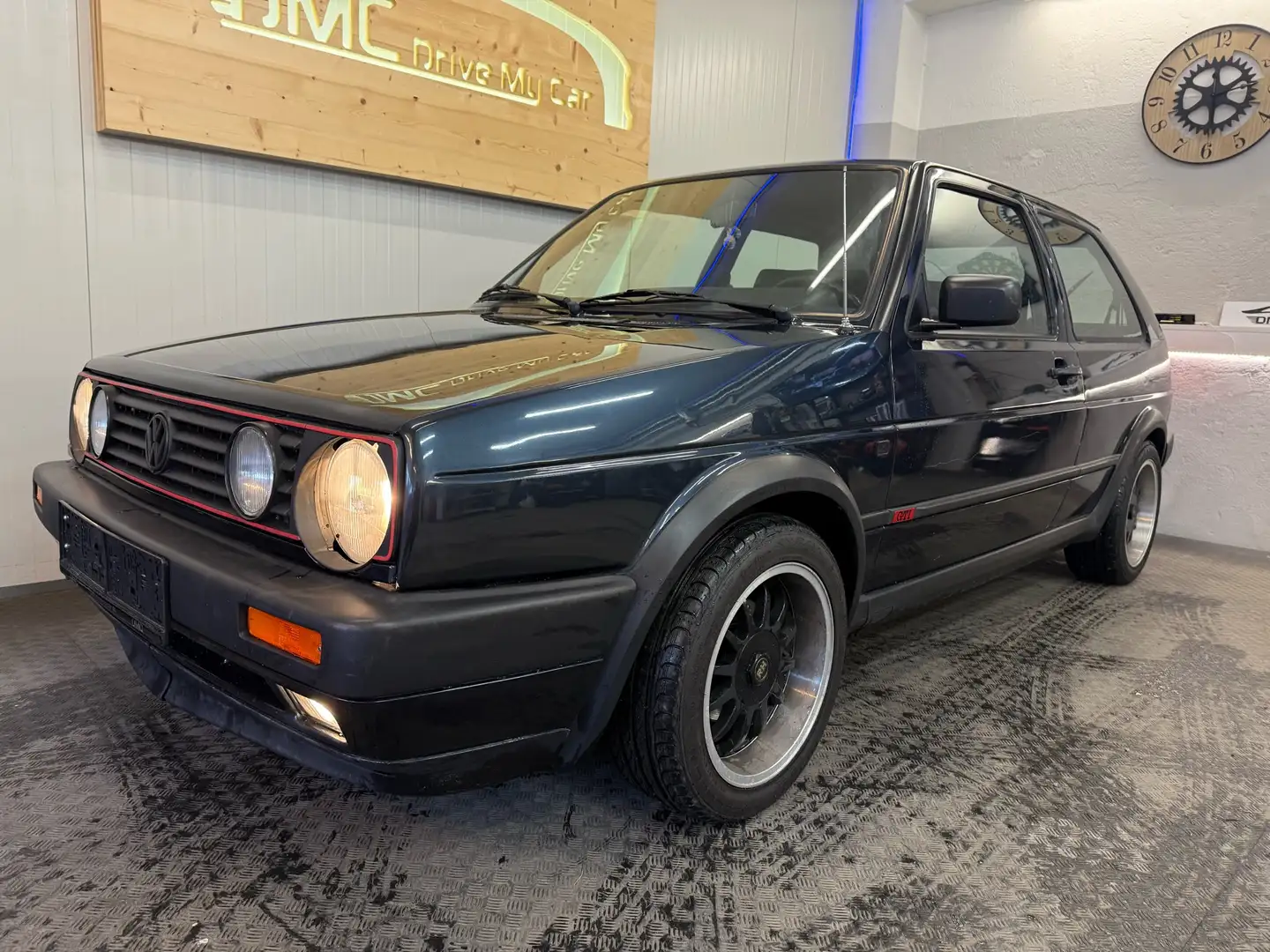 Volkswagen Golf GTI Spezial Albastru - 1