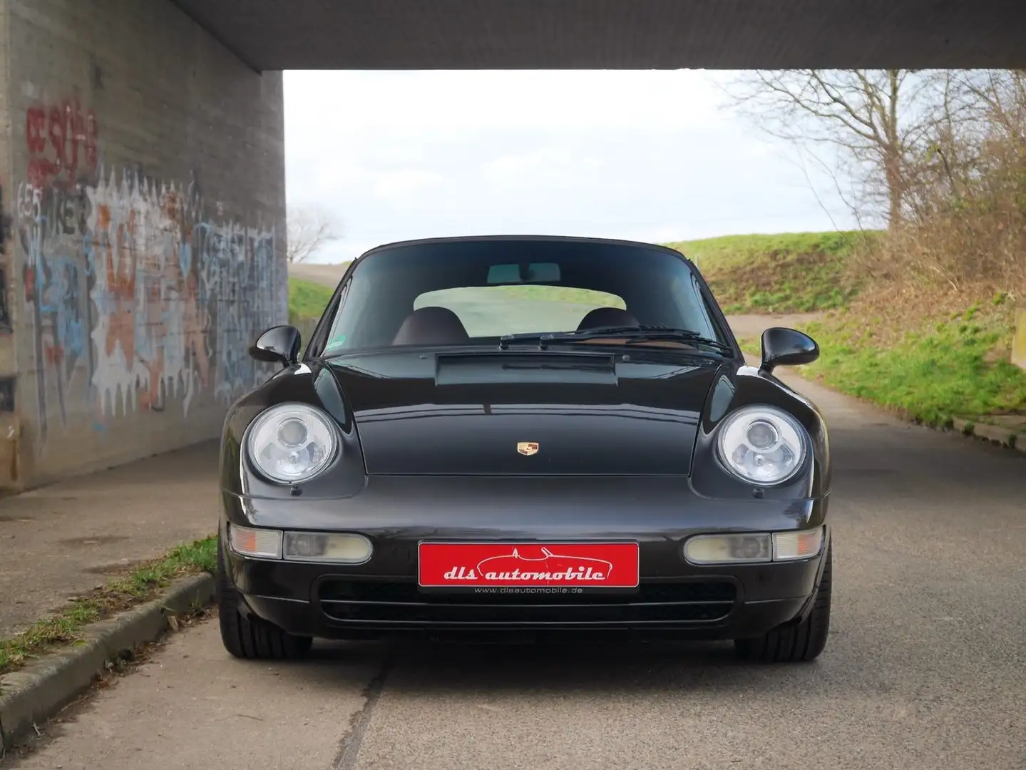 Porsche 993 Carrera 2 Cabrio Negro - 2