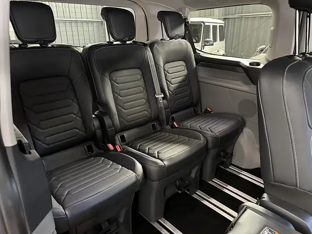 Ford Tourneo Custom Bus 2.5 PHEV 340 L1H1 Titanium X Aut. / 8 Sitze... Ansicht 19