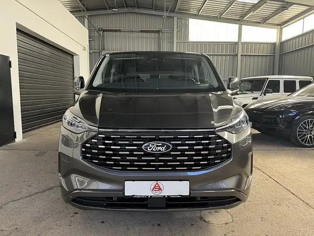 Ford Tourneo Custom Bus 2.5 PHEV 340 L1H1 Titanium X Aut. / 8 Sitze... Ansicht 2