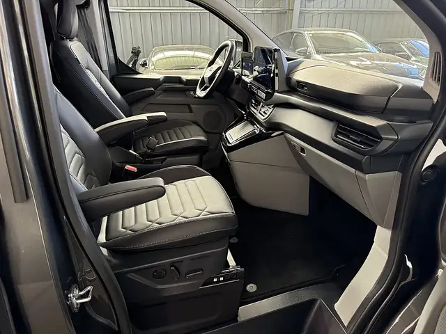 Ford Tourneo Custom Bus 2.5 PHEV 340 L1H1 Titanium X Aut. / 8 Sitze... Ansicht 12