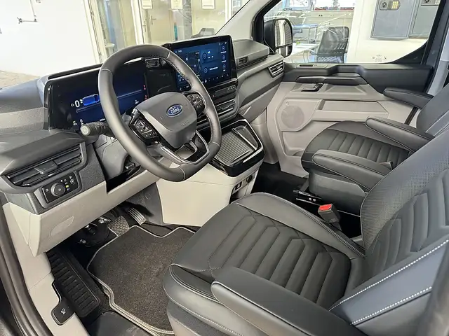 Ford Tourneo Custom Bus 2.5 PHEV 340 L1H1 Titanium X Aut. / 8 Sitze... Ansicht 8