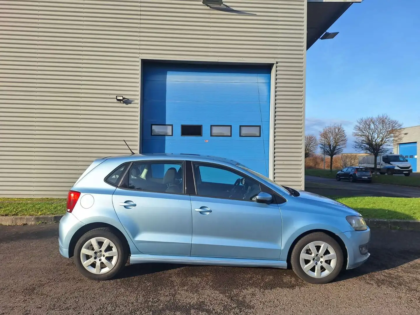 Volkswagen Polo 1.2 TDi BlueMotion 75ch Bleu - 2