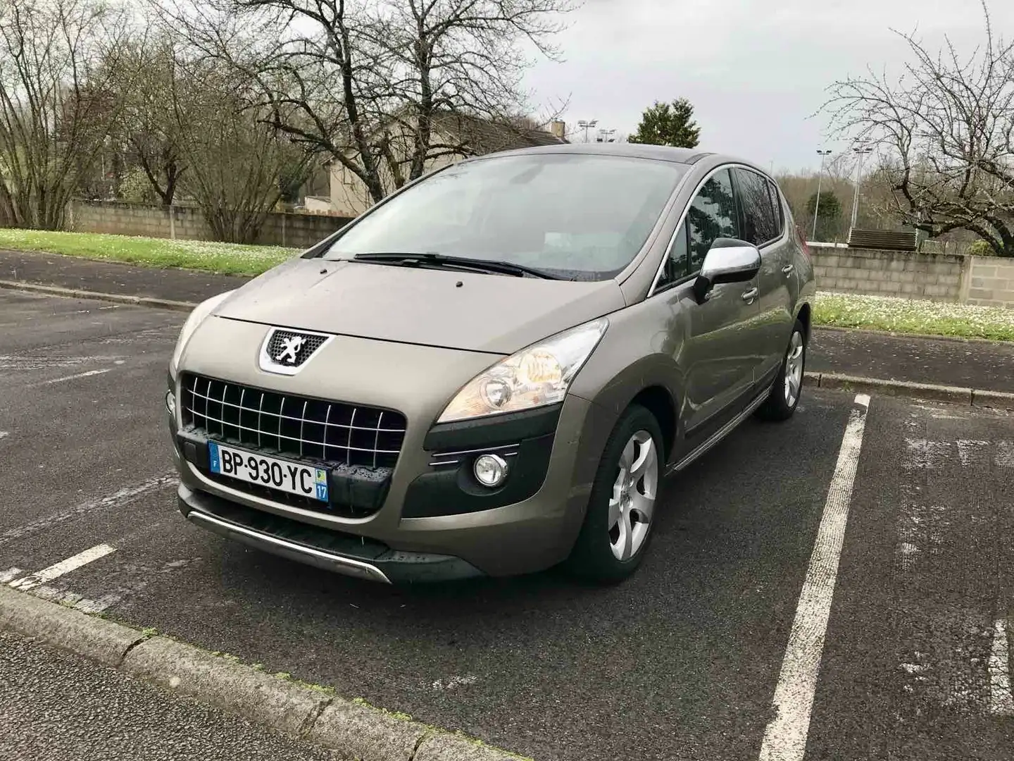 Peugeot 3008 2.0 HDi 16V 150ch FAP Premium Pack - 2