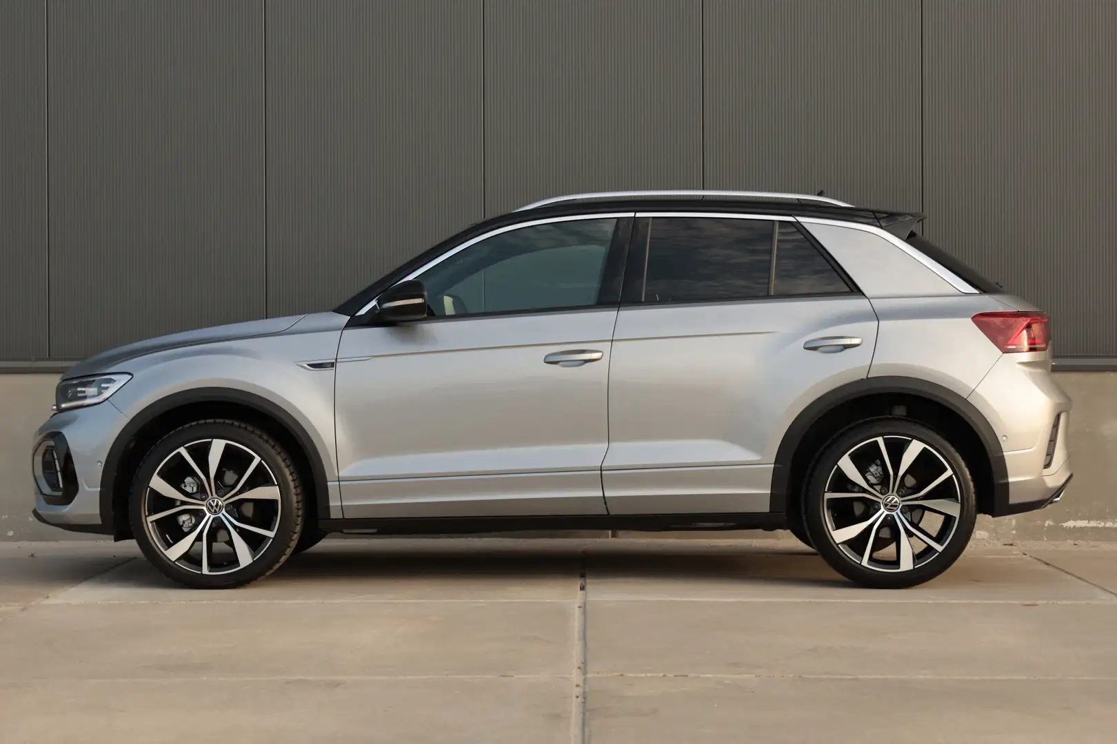Volkswagen T-Roc 1.0 TSI R-Line Argent - 2