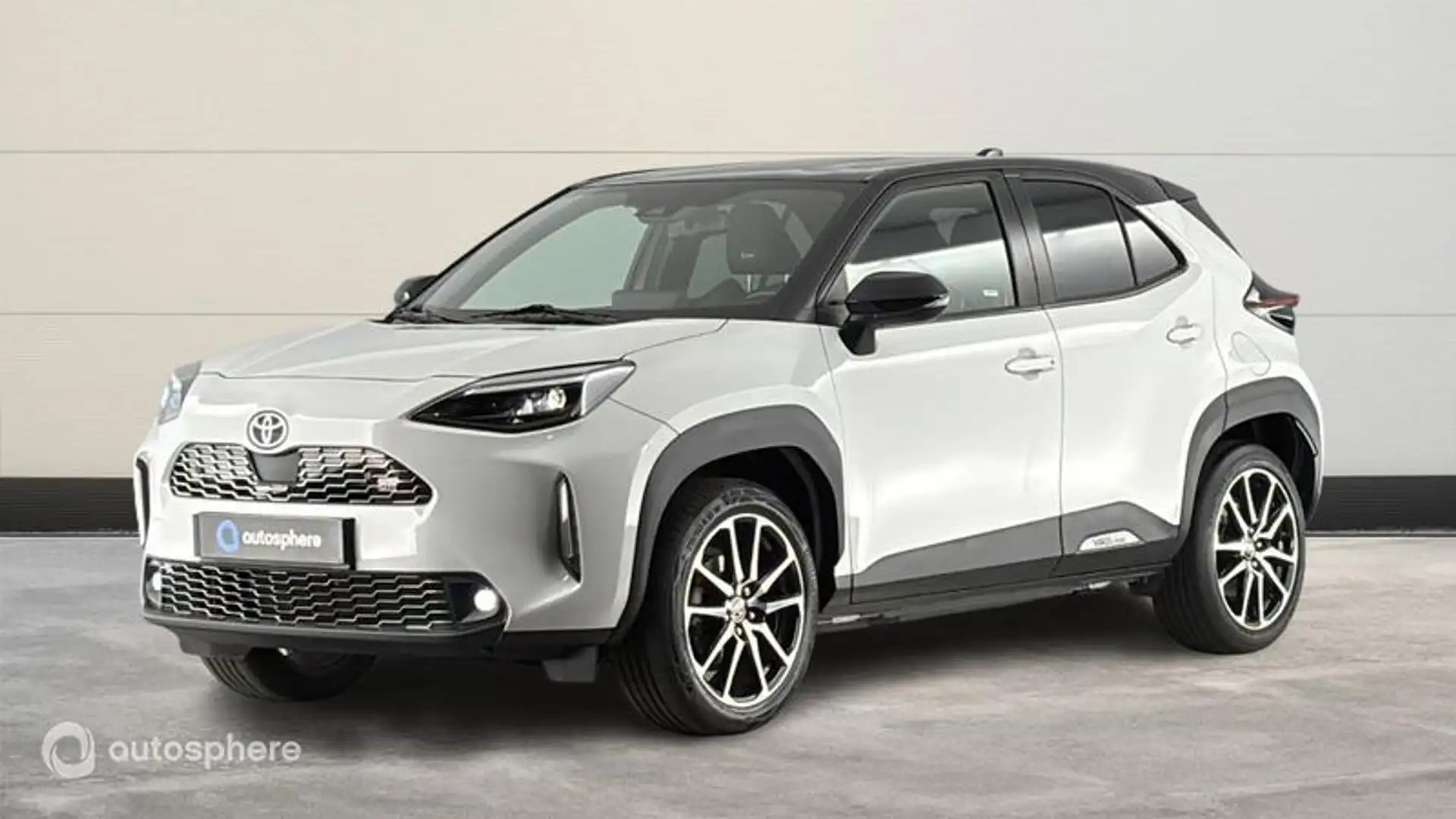 Toyota Yaris Cross 116h GR Sport MY22 - 1