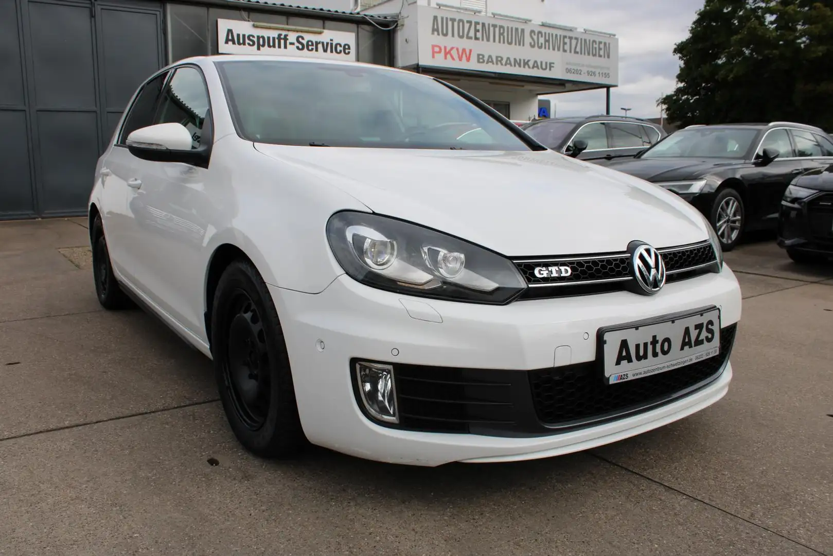 Volkswagen Golf GTD/AUTOMATIK/NAVI/SITZHEIZUNG/SCHIEBEDACH Bílá - 1