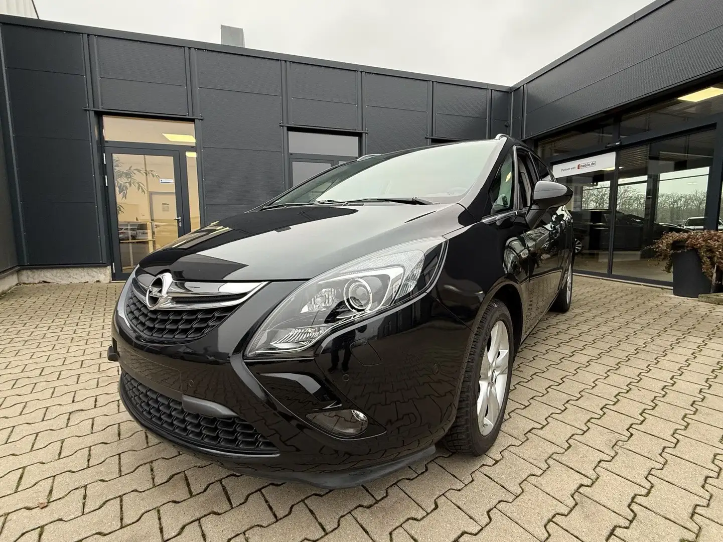 Opel Zafira C Tourer Autom. Innovation Flexfix 7-S Schwarz - 1