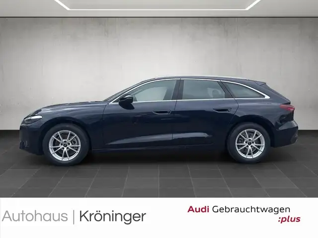 Audi A5 view 3
