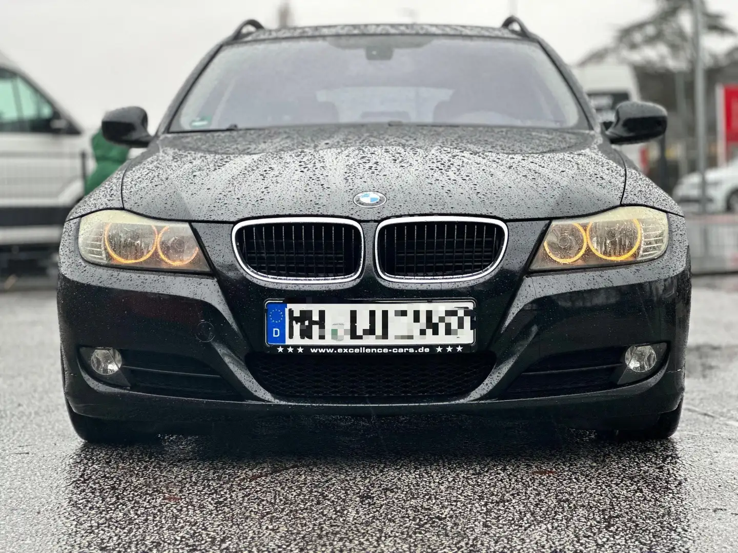 BMW 320 BMW 320d e91 Euro 5 Facelift TÜV Tel. 017614931780 Negro - 1