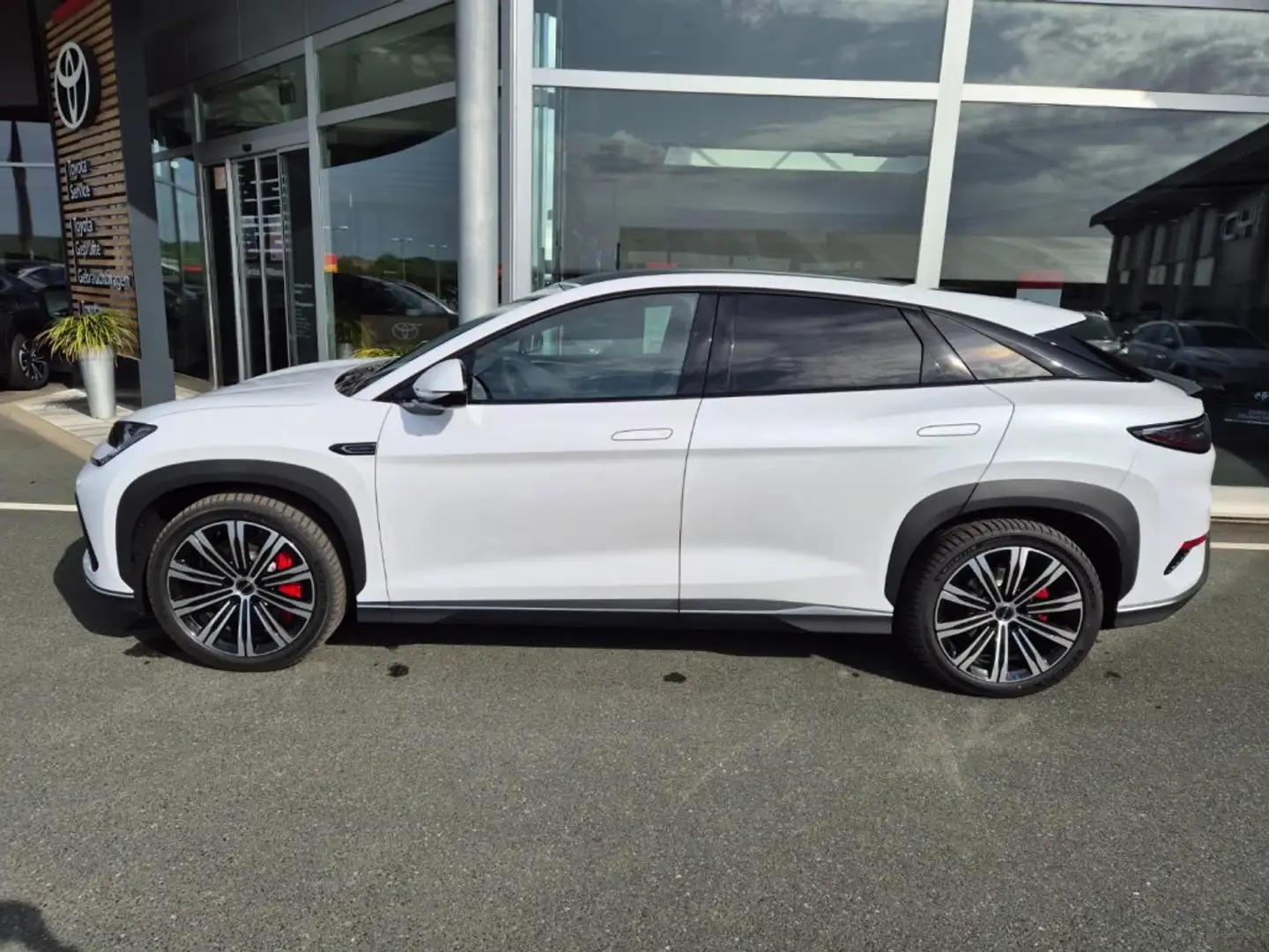 BYD Sealion 7 Excellence AWD MY2025 Weiß - 2