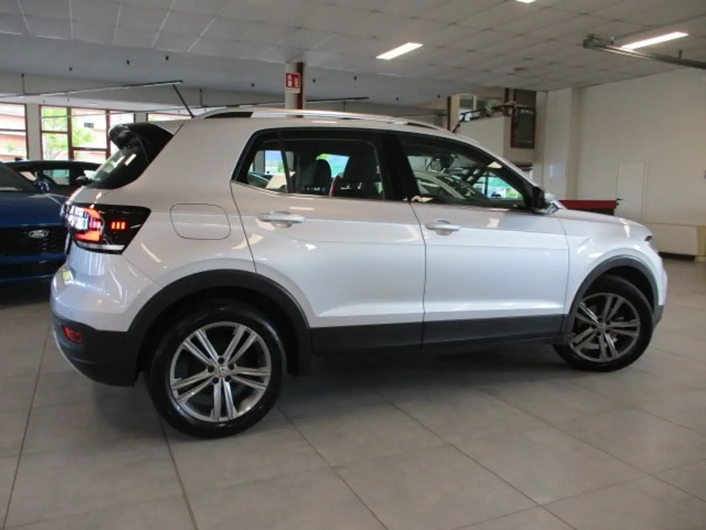 Volkswagen T-Cross 1.6 tdi Advanced 95cv Silber - 2