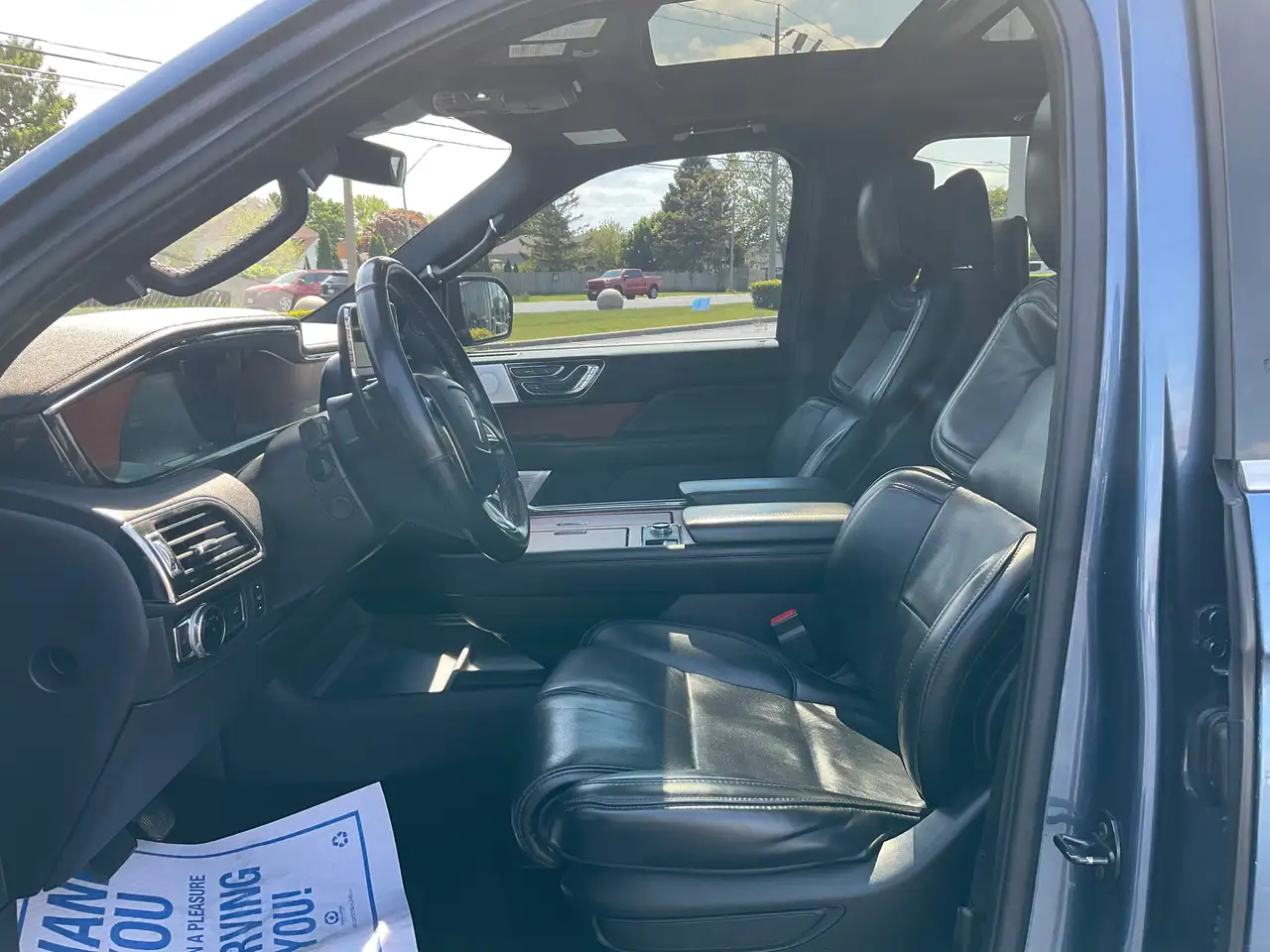 Lincoln Navigator снимка Lincoln Navigator