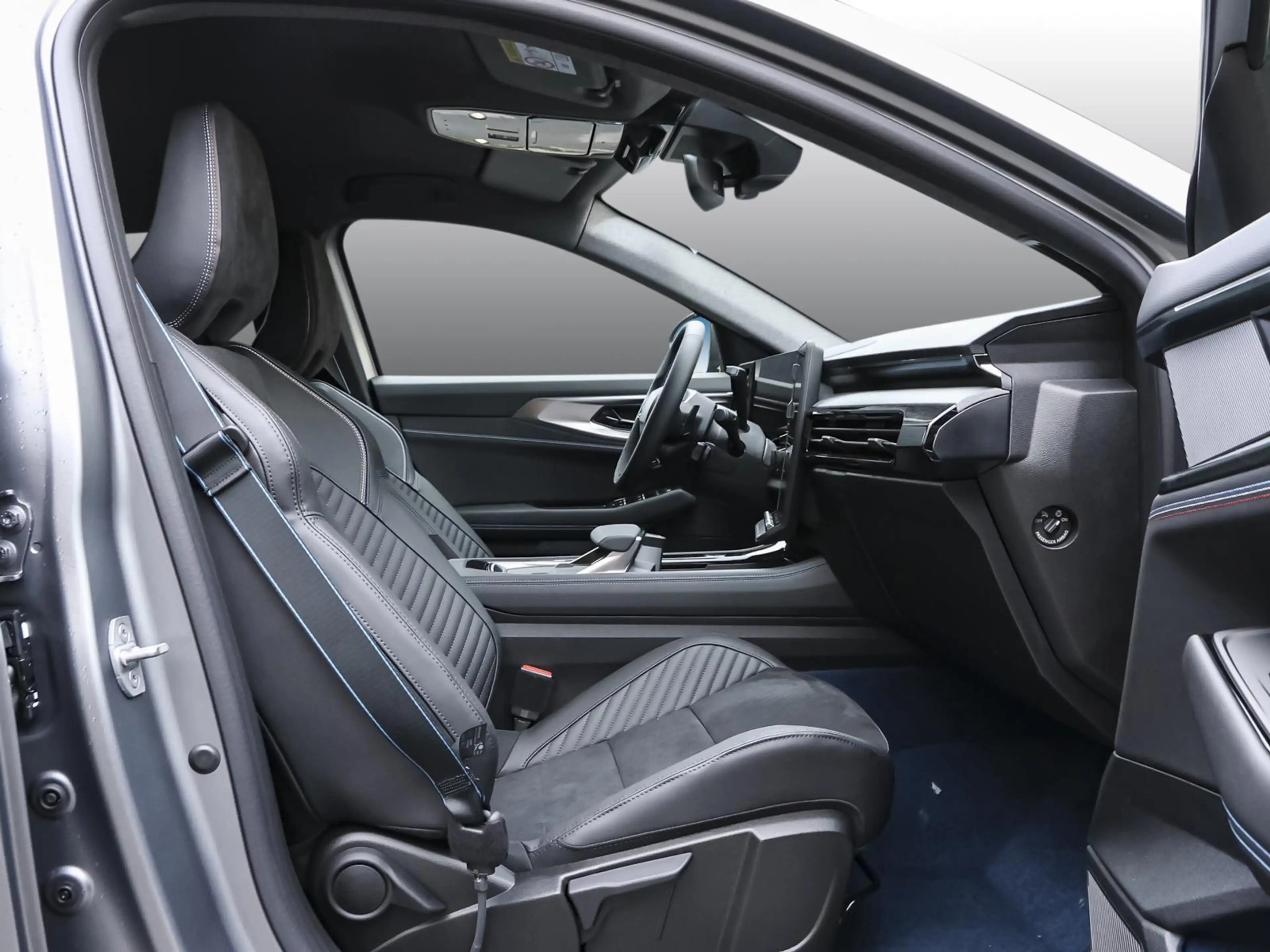 Renault Rafale Esprit Alpine Plug-in Hybrid 300 4x4 GJR — photo 3