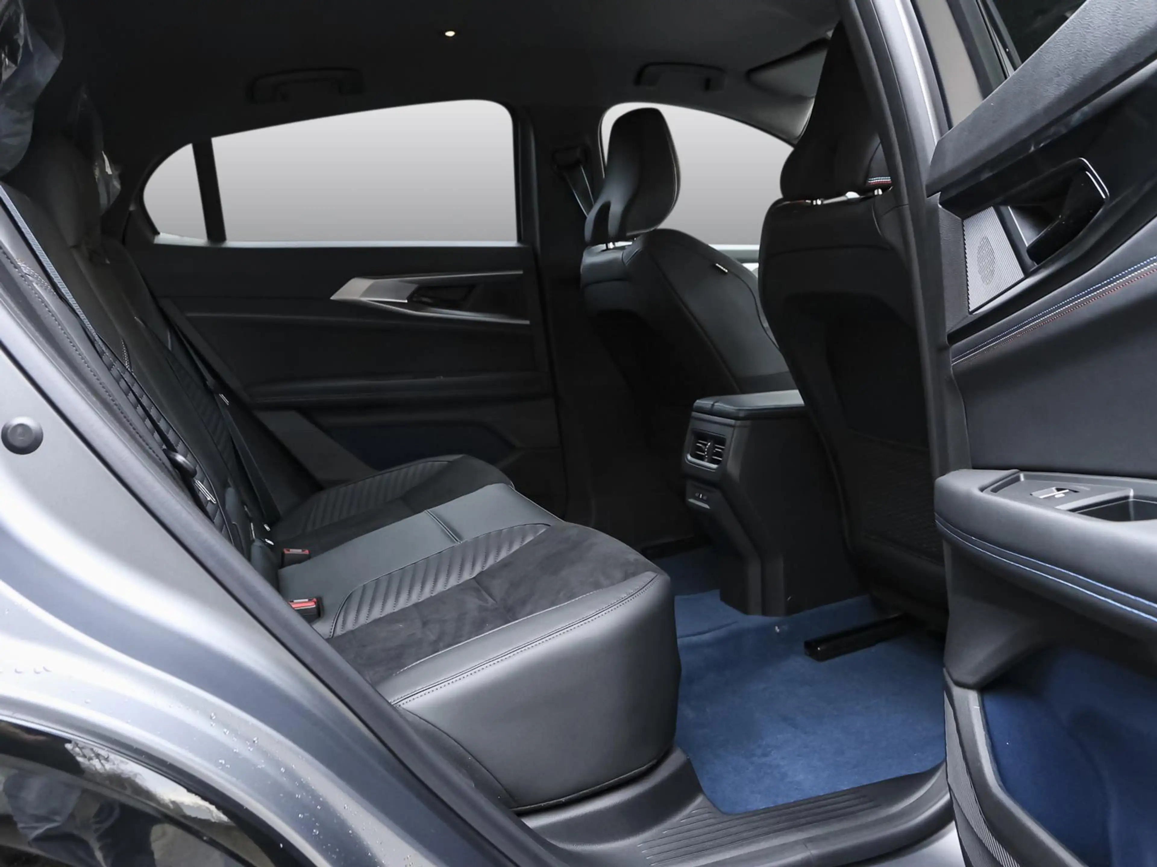 Renault Rafale Esprit Alpine Plug-in Hybrid 300 4x4 GJR — photo 4