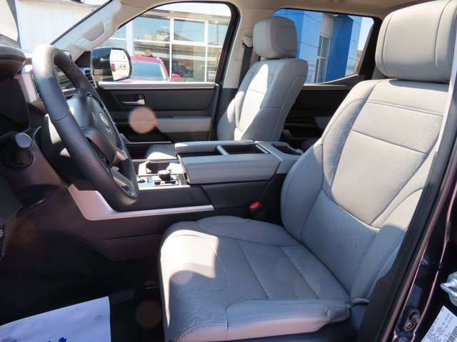2024 Toyota Tundra LIMITED  3.5L TWIN TURBO V6 INTERCOOLED -INC: STOP — снимка 1