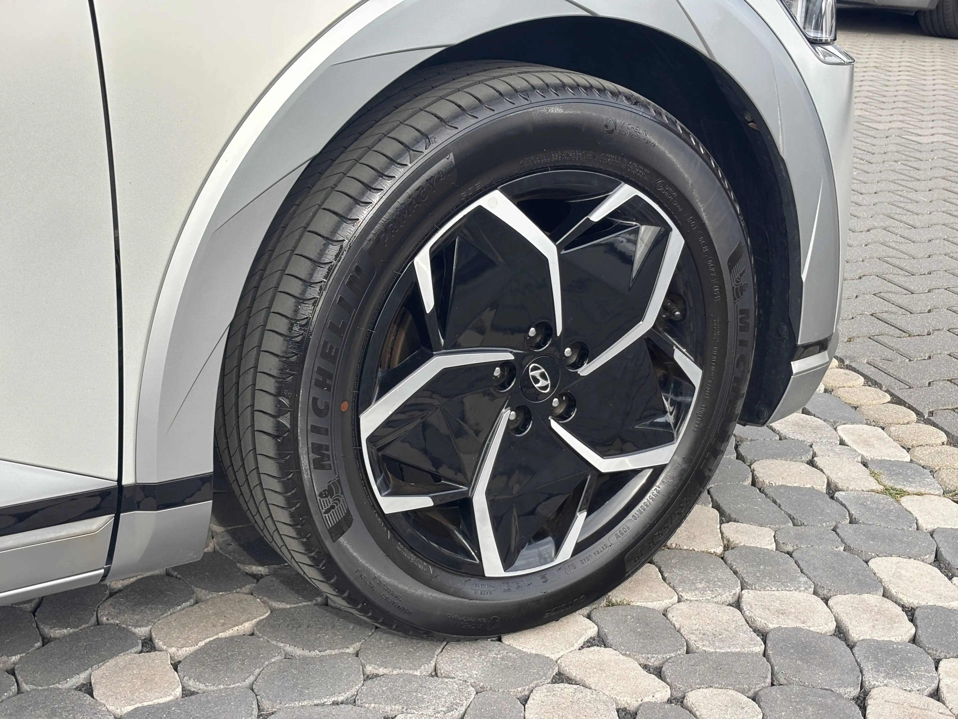 Hyundai IONIQ 5 Techniq PIXEL ACC NAV PANO CAM eHECK AHK — photo 26