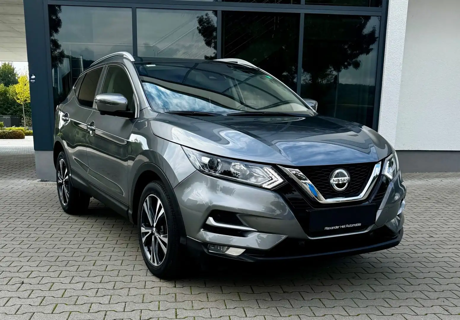 Nissan Qashqai Zama*AUTOMAT*WENIG KM*NAVI*AHK*SHZ*APPLE Gris - 2