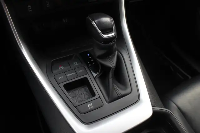 Toyota RAV4 view 29