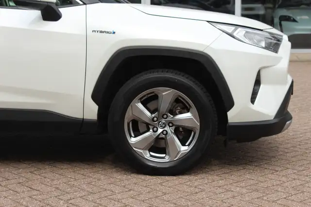 Toyota RAV4 view 14