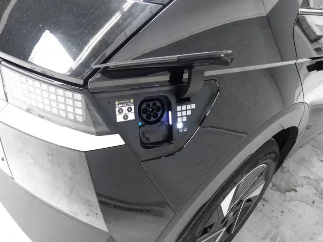 Hyundai Ioniq 5 view 17